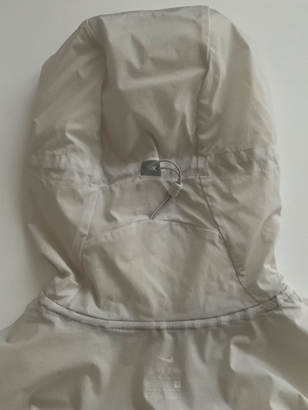 Nike Women's Running Shield Jacket Sz S White Packable Windbreaker Gorpcore - Picture 10 of 16